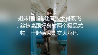 别人的女朋友，没开灯拍的。。。