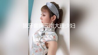 极品身材的18岁泰国小妖WAYU妩媚表情脱光光深喉撸管躺下给菊花操