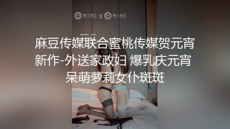 有朋友问 这家理发店在哪里 老板娘又漂亮奶子又大 技术还超级棒 猪头眼珠子都掉出来了 也想去理发刮胡子