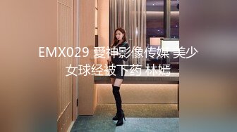 乌克兰高级军官 被拍到在办公室和多名女性接吻 果然官职大了魅力也就大了 晚上一定很累吧