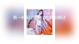 高颜值大奶美女 能不能无套 不能 身材苗条皮肤白皙 被小哥哥撅着屁屁猛怼