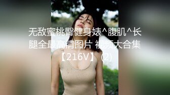 2023新流出黑客破解家庭网络摄像头偷拍模特身材美女洗完澡在简陋客厅擦身整理头发