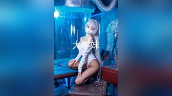 【新片速遞】悠闲操个逼 美女趴在床边等着大鸡巴操 看着这蜂腰蜜臀 插进去爽上天 我要来根烟 