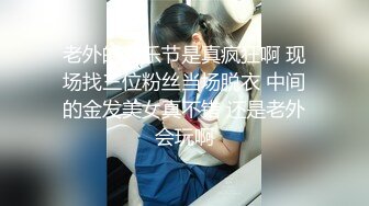 商场女厕全景偷拍马尾黑裙少妇很有味道的女人干净的屁屁微毛穴