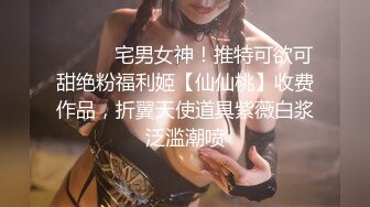 【新片速遞】 2022-5-23【小吴修车】操背上纹身骚女，69姿势口活一流，扶着屌挺入骚逼，骑乘大屁股爆操