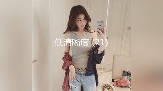 推特网红美少女 ▌吃一口九水 ▌开发后庭极粉二穴双插，两根异物在体内隔着敏感肉壁碰撞摩擦