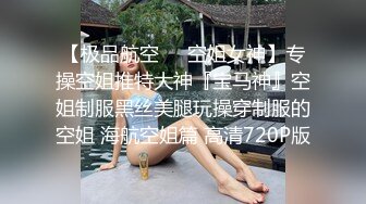 颜值很高的哺乳期少妇，完美身材坚挺的大奶子一挤奶水真足，又滴答又喷大刺激，大号阳具插逼自慰呻吟诱惑