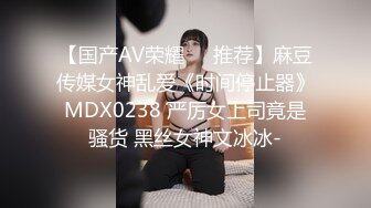 胸大无脑00后和炮友双飞